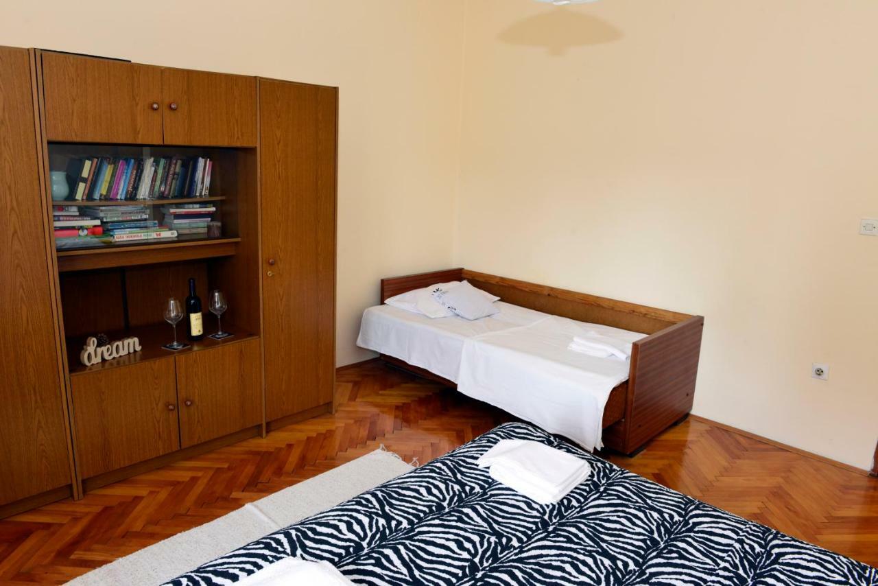 Hotel Sobe Tivat Exteriér fotografie